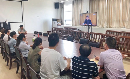 向抗疫英雄致敬！宜化集團組織收看全國抗擊新冠肺炎疫情表彰大會(圖13)