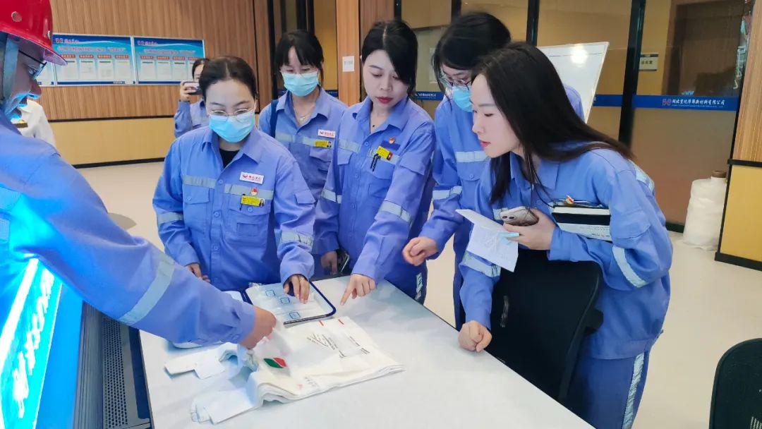 參觀新項(xiàng)目感受新變化更添新干勁！股份公司組織青年職工交流座談