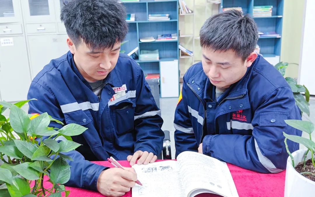 新疆宜化熱電分廠發(fā)電三班：夯實班組基礎(chǔ)，推進(jìn)自主管理(圖4)