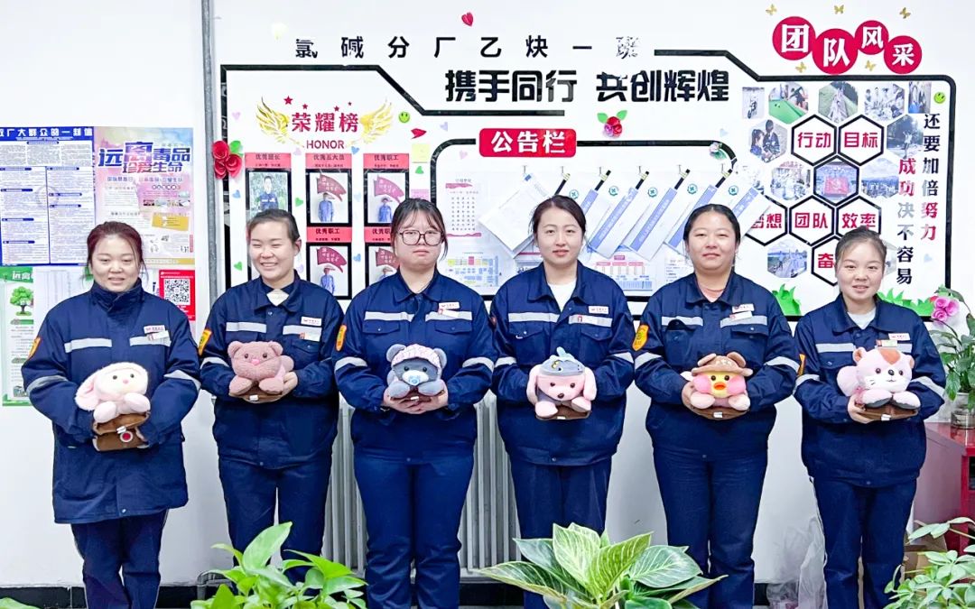 新疆宜化乙炔車間運行一班：立足崗位強技能，凝心聚力創(chuàng)佳績(圖3)