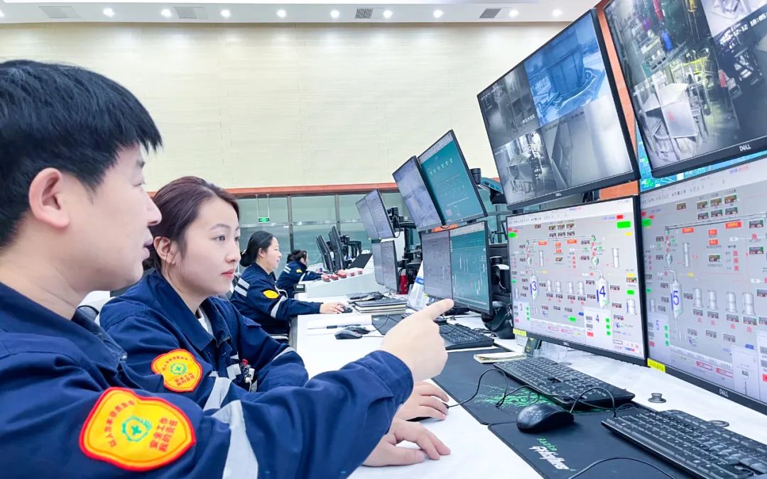 新疆宜化乙炔車間運行一班：立足崗位強技能，凝心聚力創(chuàng)佳績(圖4)