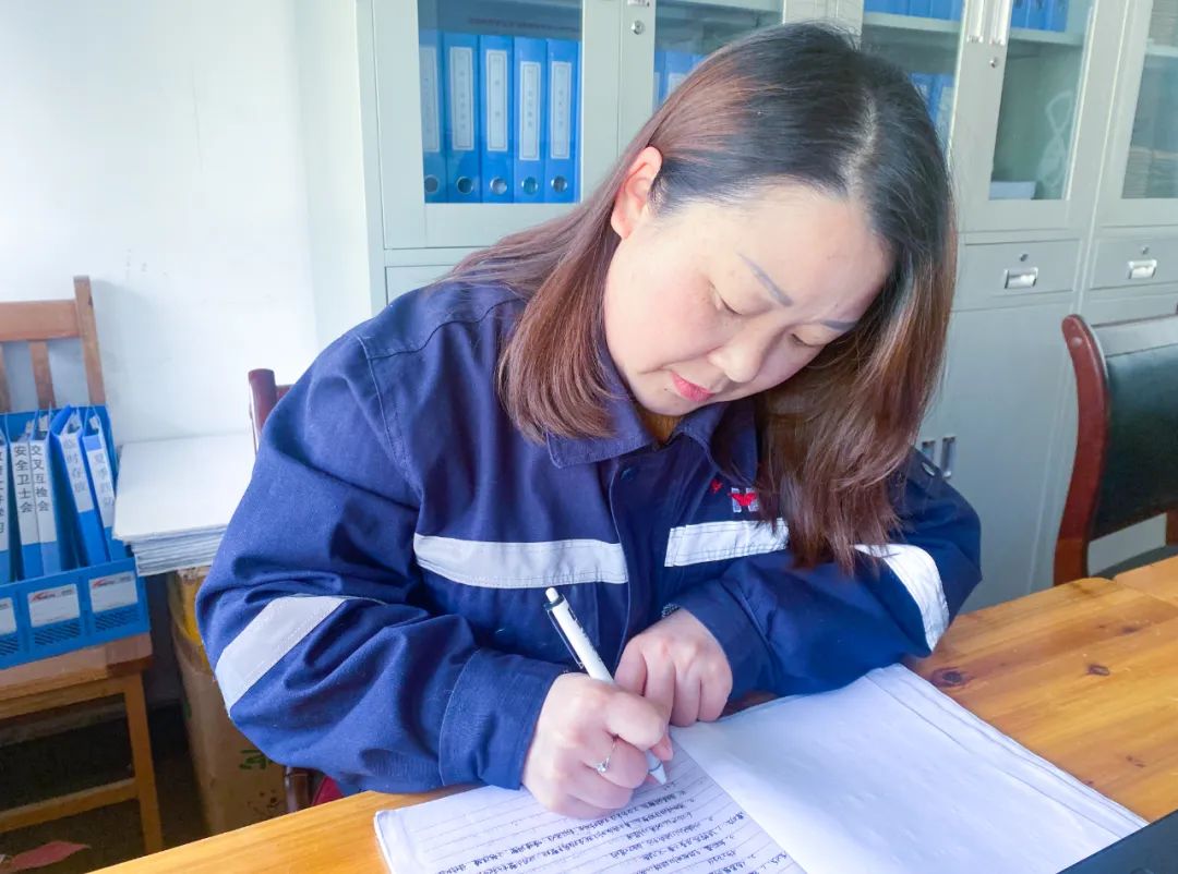【宜化榜樣】宜化礦業(yè)黃小燕：礦山里的“黃督督”，安全上的內(nèi)當(dāng)家(圖5)