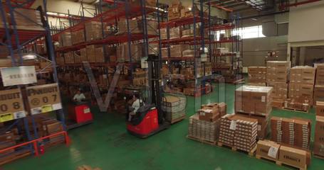 倉庫貨運(yùn)航拍運(yùn)輸產(chǎn)品包裝_4096X2160_高清視頻素材下載(編號:1870521)_實拍視頻