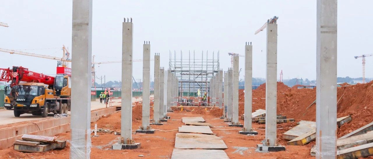 工程建設(shè)跑出加速度！磷化工項目預(yù)制管廊開始安裝